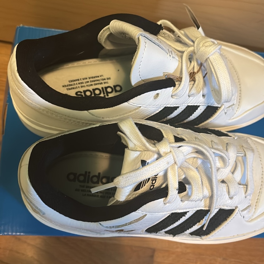 ADIDAS Women’s Forum Bonega Shoes - Picture 7 of 8